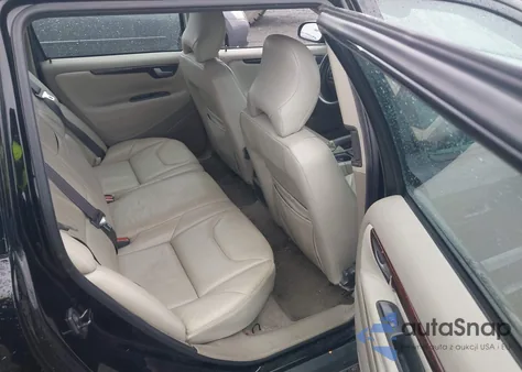 2001 Volvo V70 2.4/2.4 M Sr (Discontinued) из США, поврежденный, VIN YV1SW61R311132666